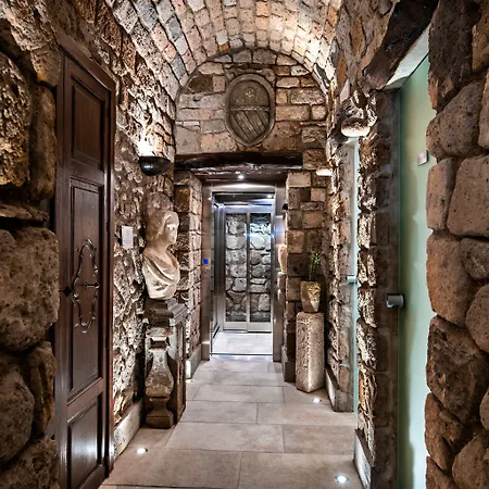 Konukevi Antica Dimora Magi Sorrento